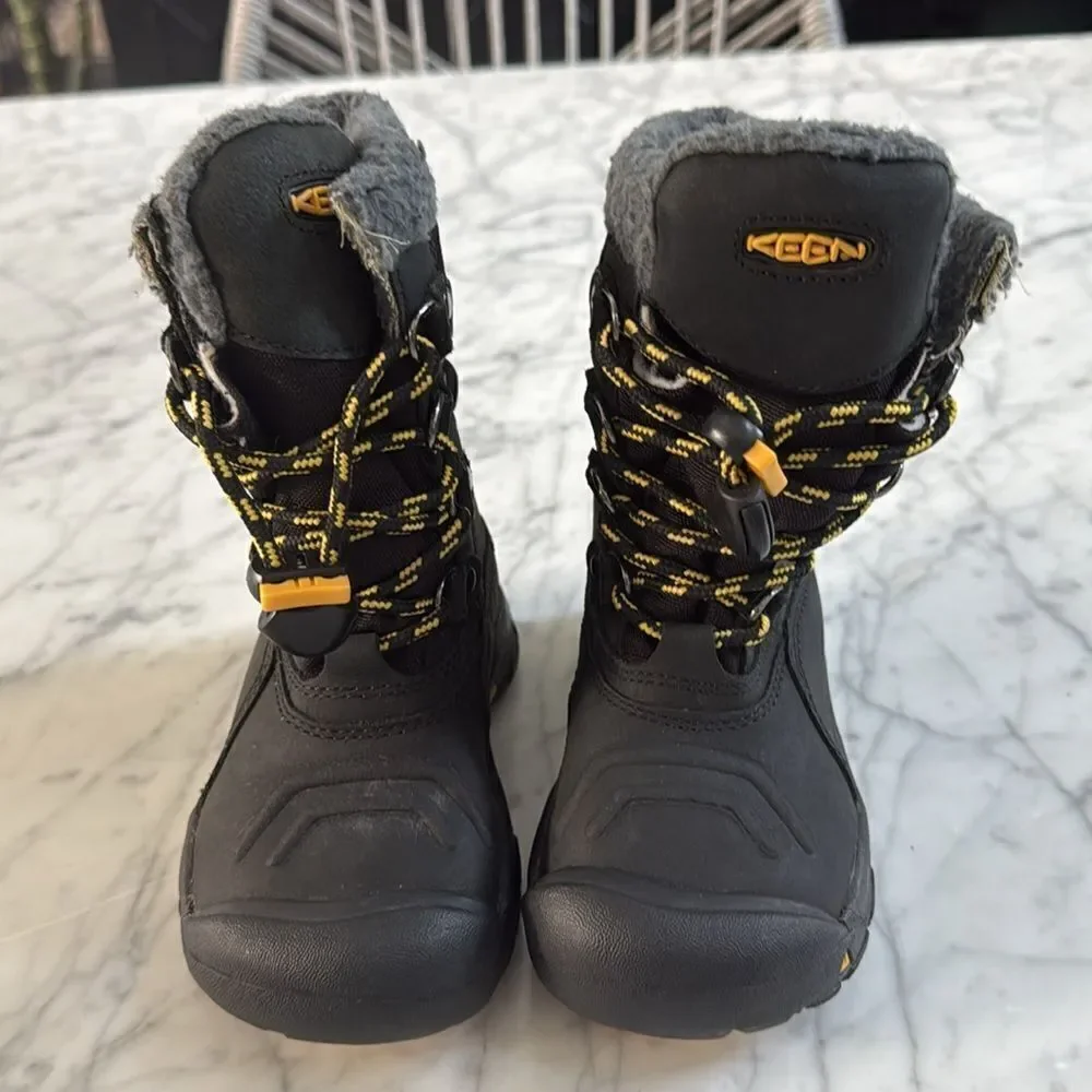 Keen Basin waterproof winter black leather boots lace up toddler Sz 9